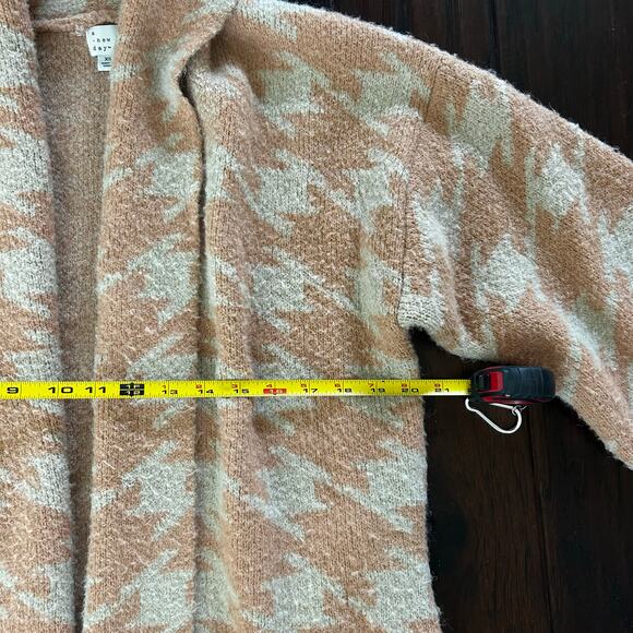 Peach & cream Aztec print oversized open sweater pockets Cozycore Size XS - Picture 6 of 8